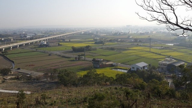 台灣高鐵高架橋系統。(圖/維基百科)