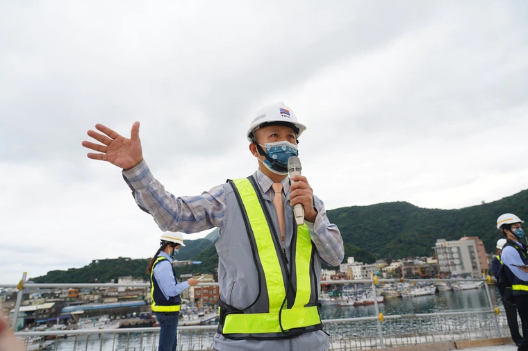 臺灣港務股份有限公司蘇澳港營運處資深處長陳國棟說明後續規劃。