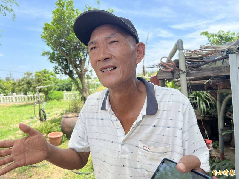 搬家達人陳慶霖說,金門土質不錯,讓房子遷移過程順利。