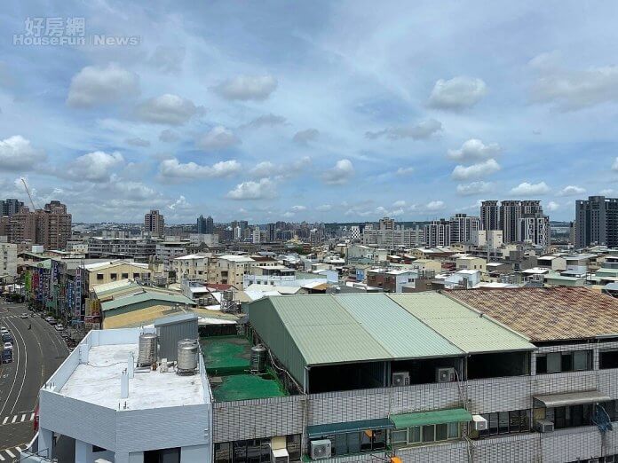 w=1200&h=1200&r=16888 台中市政府積極持續推動都市危險及老舊建築物重建計畫補助,只要民眾符合申請資格,每案最高可以領取5萬5000元。