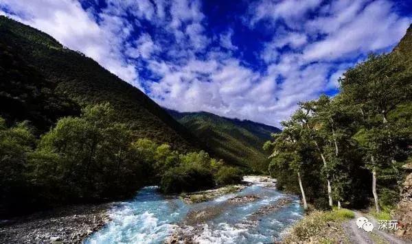 3確認山勢與水流走向,分析坡地安全性。 確認山勢與水流走向,分析坡地安全性。